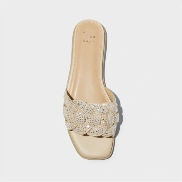 NWT. Women's Maggie Rhinestone Slide
Sandals - A New Day™ Silver Size 11. - Picture 3 of 6